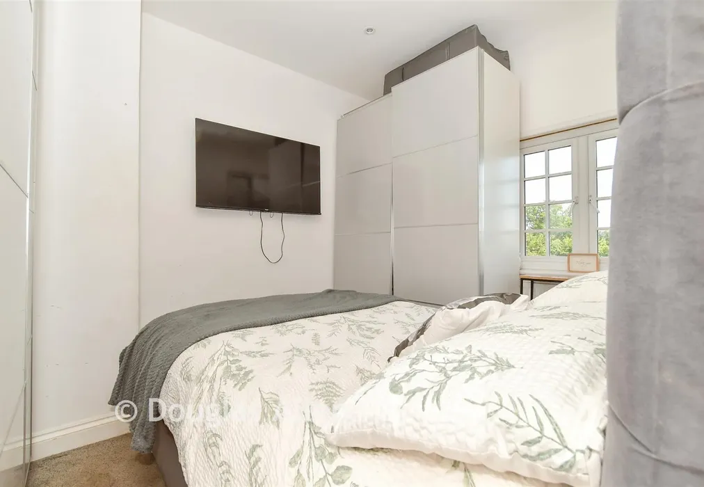 Bedroom 2 - Hainault Road, Chadwell Heath, Essex - Wards of Kent