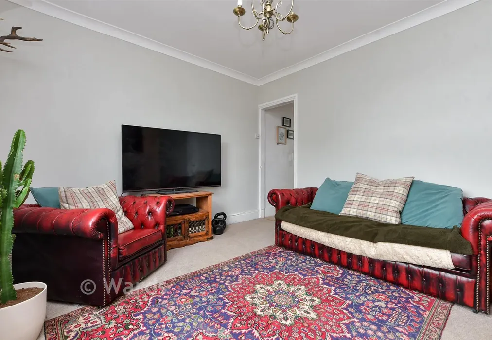 Lounge - Tower Hill, Dover, Kent - Wards of Kent