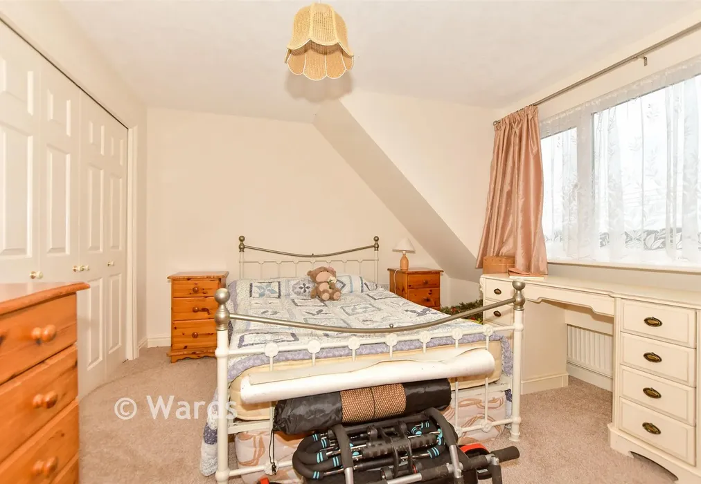 Bedroom 2 - Downs Road, East Studdal, Dover, Kent - Wards of Kent
