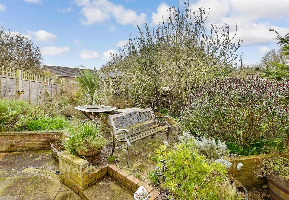 Rear Garden - Downs Road, East Studdal, Dover, Kent - Wards of Kent