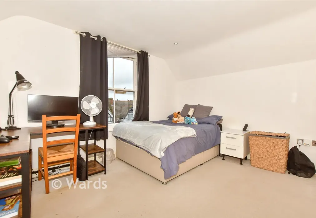 Bedroom 2 - Connaught Road, Folkestone, Kent - Wards of Kent