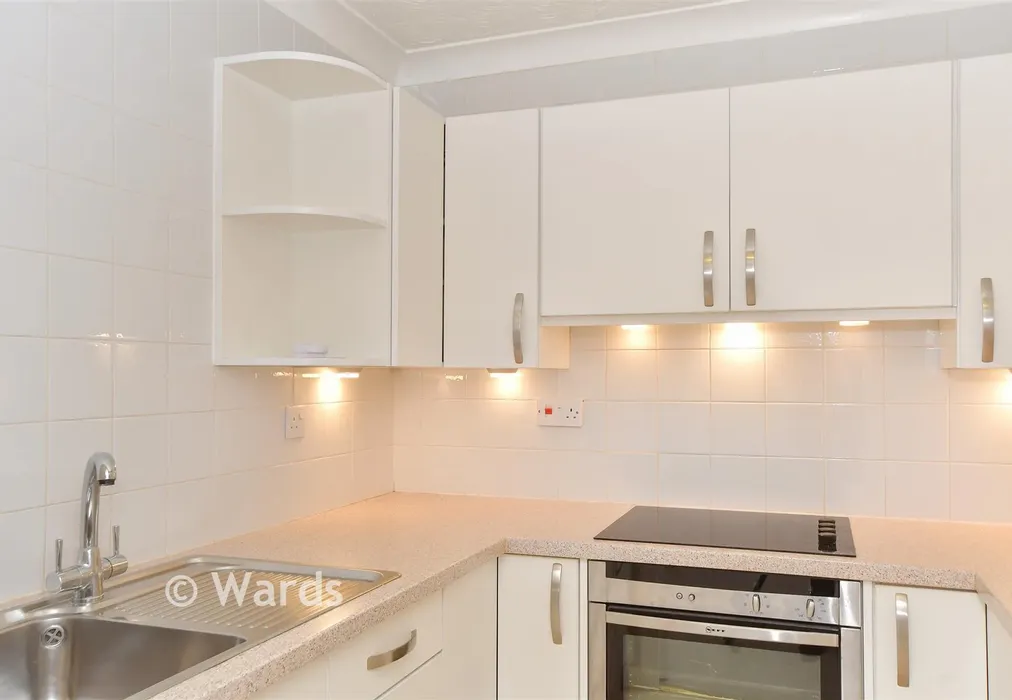 Internal Lifestyle Photograph - Woodbury Lane, Tenterden, Kent - Wards of Kent