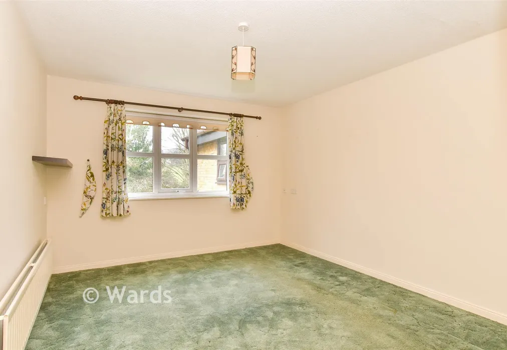 Bedroom 1 - Old Mill Close, Eynsford, Kent - Wards of Kent