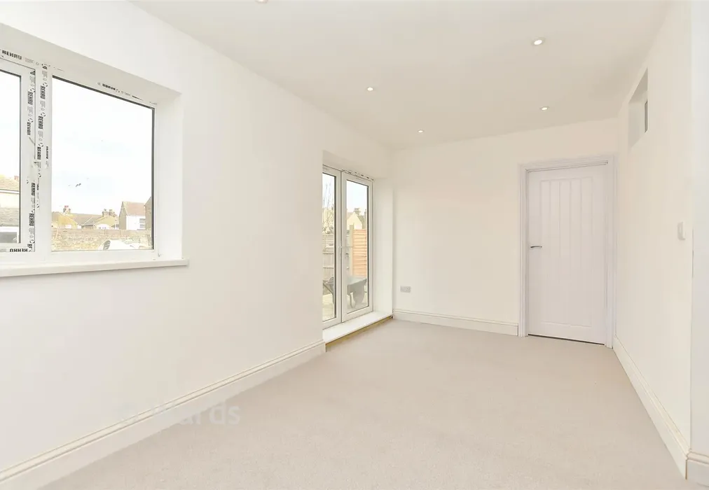 Lounge - Coronation Road, Sheerness, Kent - Wards of Kent