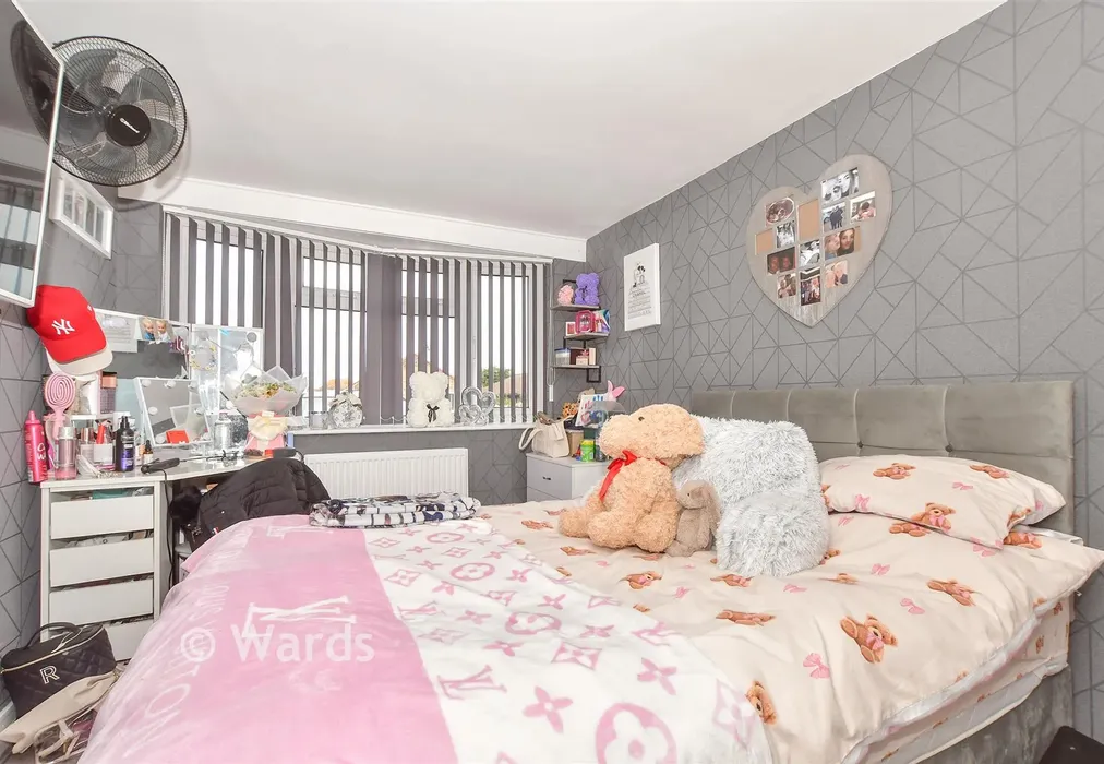 Bedroom 2 - Warden View Gardens, Bayview, Sheerness, Kent - Wards of Kent