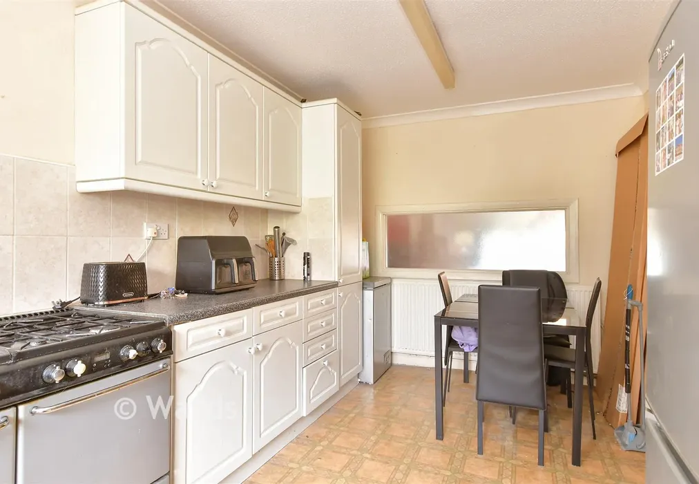 Kitchen/ Diner - Beacon Road, Chatham, Kent - Wards of Kent
