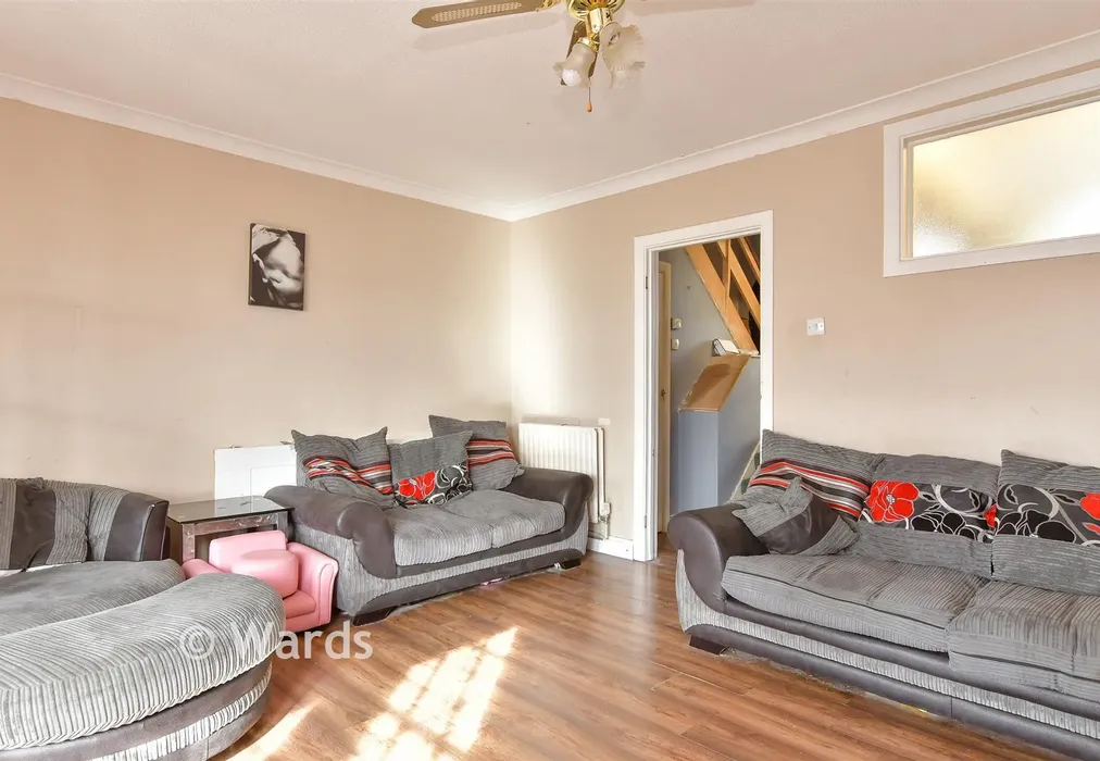 Lounge - Beacon Road, Chatham, Kent - Wards of Kent