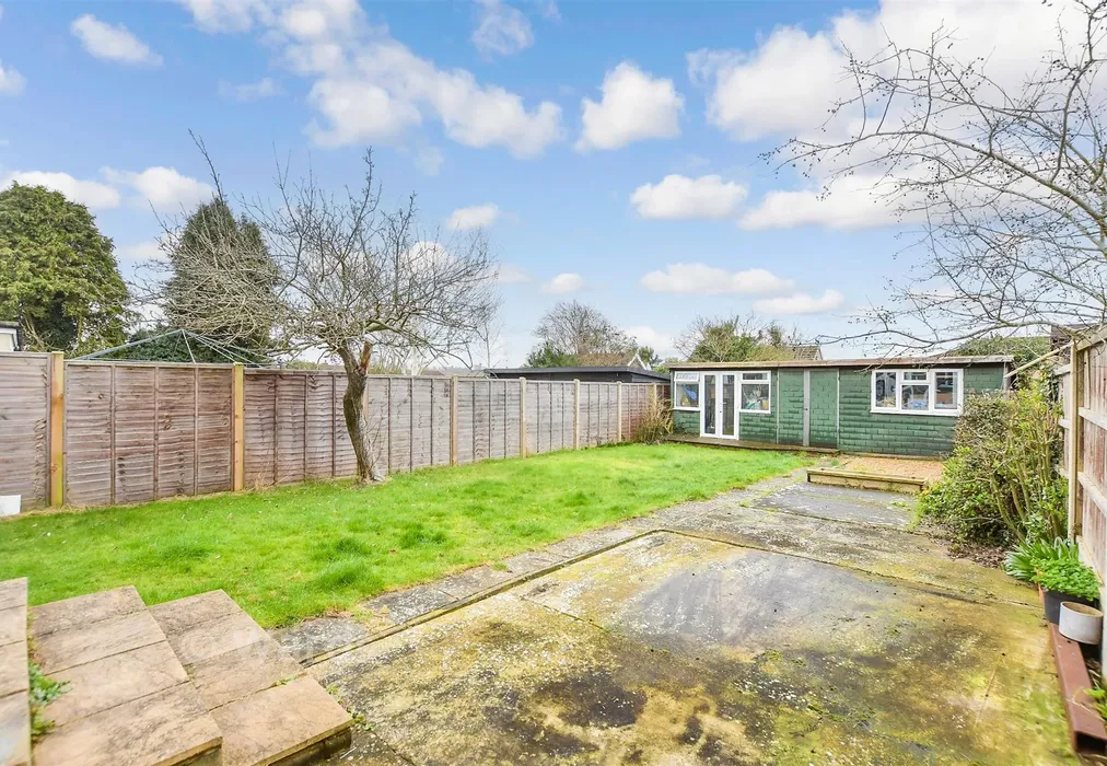 Rear Garden - Royston Road, Bearsted, Maidstone, Kent - Wards of Kent