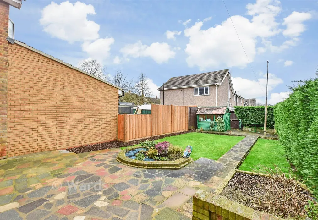 Rear Garden - Warren Wood Road, Rochester, Kent - Wards of Kent