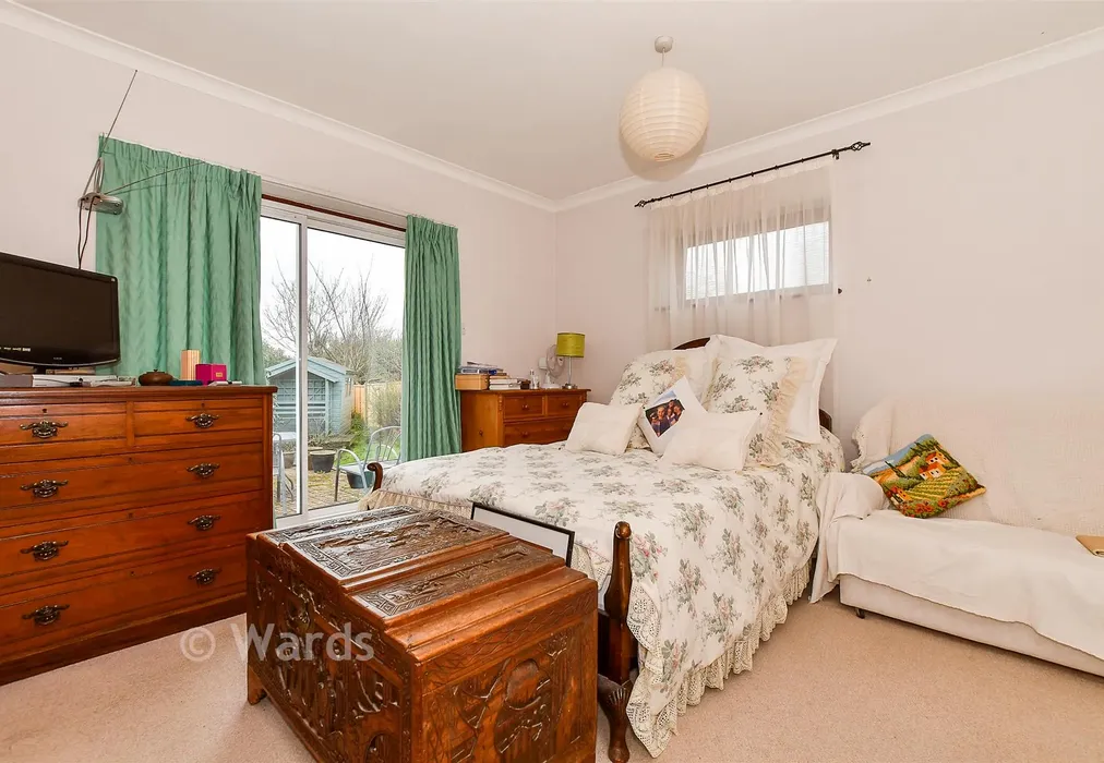 Bedroom 1 - Orchard Drive, Tonbridge, Kent - Wards of Kent
