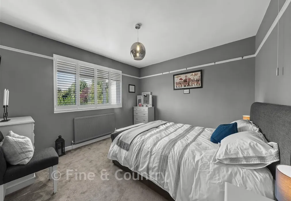 Bedroom - The Ridgeway, Tonbridge, Kent - Wards of Kent