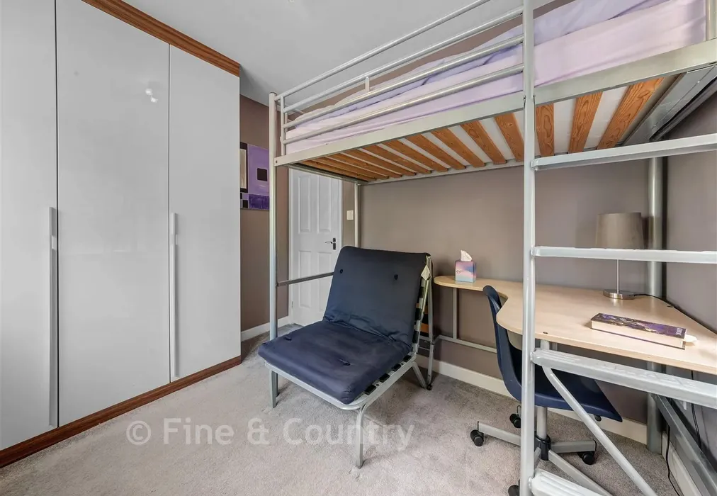 Annex bed - The Ridgeway, Tonbridge, Kent - Wards of Kent