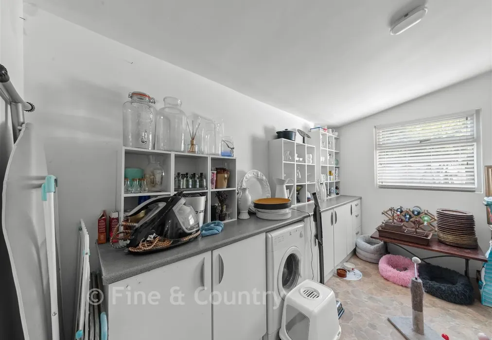 Utility Room - The Ridgeway, Tonbridge, Kent - Wards of Kent
