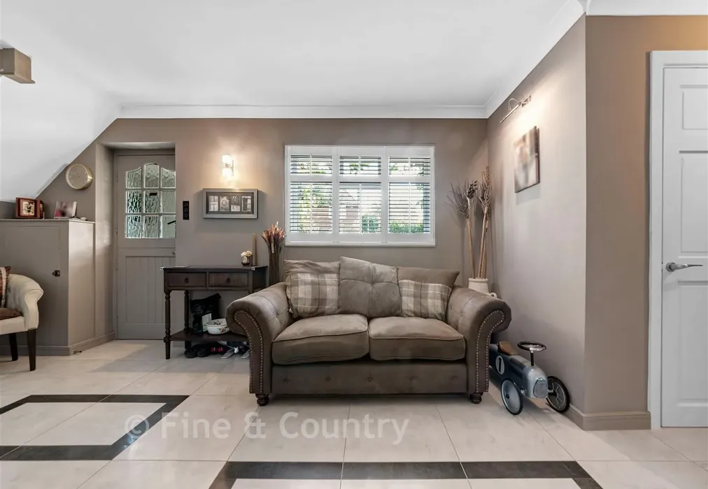 Hall - The Ridgeway, Tonbridge, Kent - Wards of Kent