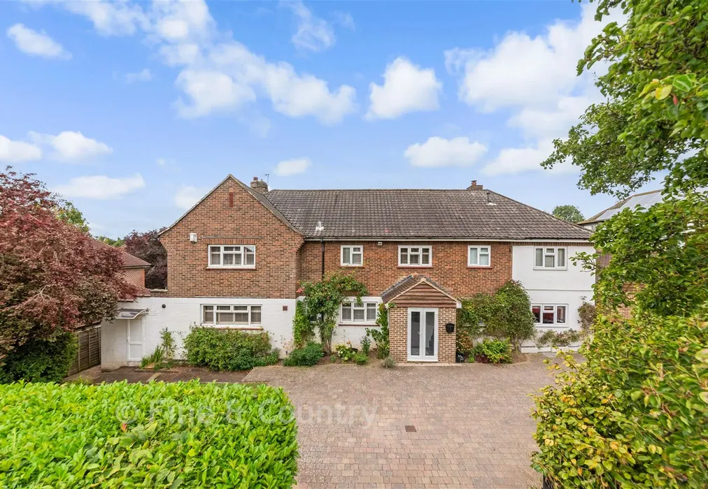 External - The Ridgeway, Tonbridge, Kent - Wards of Kent