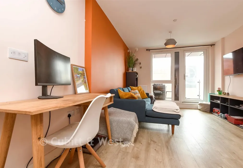 Kitchen Lounge/Diner - Marketfield Way, Redhill, Surrey - Wards of Kent