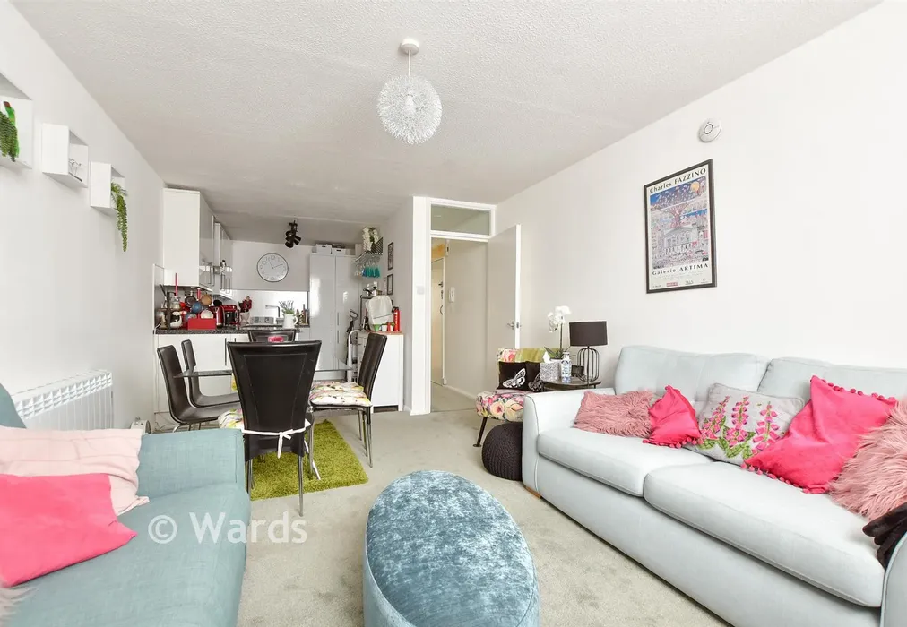 Lounge/Kitchen - Cheriton Road, Folkestone, Kent - Wards of Kent