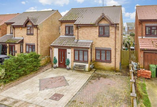 Beachmont Close, Greatstone, New Romney, Kent - Wards of Kent