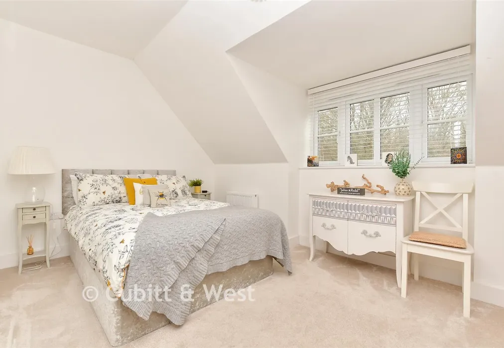 Bedroom 2 - Dover Road, Tadworth, Surrey - Wards of Kent