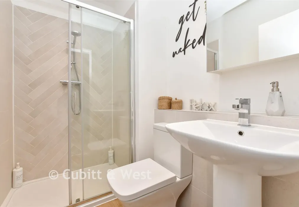 En-Suite Shower Room - Dover Road, Tadworth, Surrey - Wards of Kent