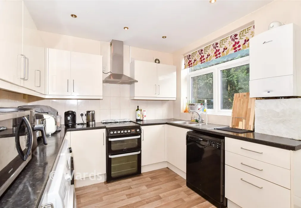 Kitchen - Sutton Road, Maidstone, Kent - Wards of Kent