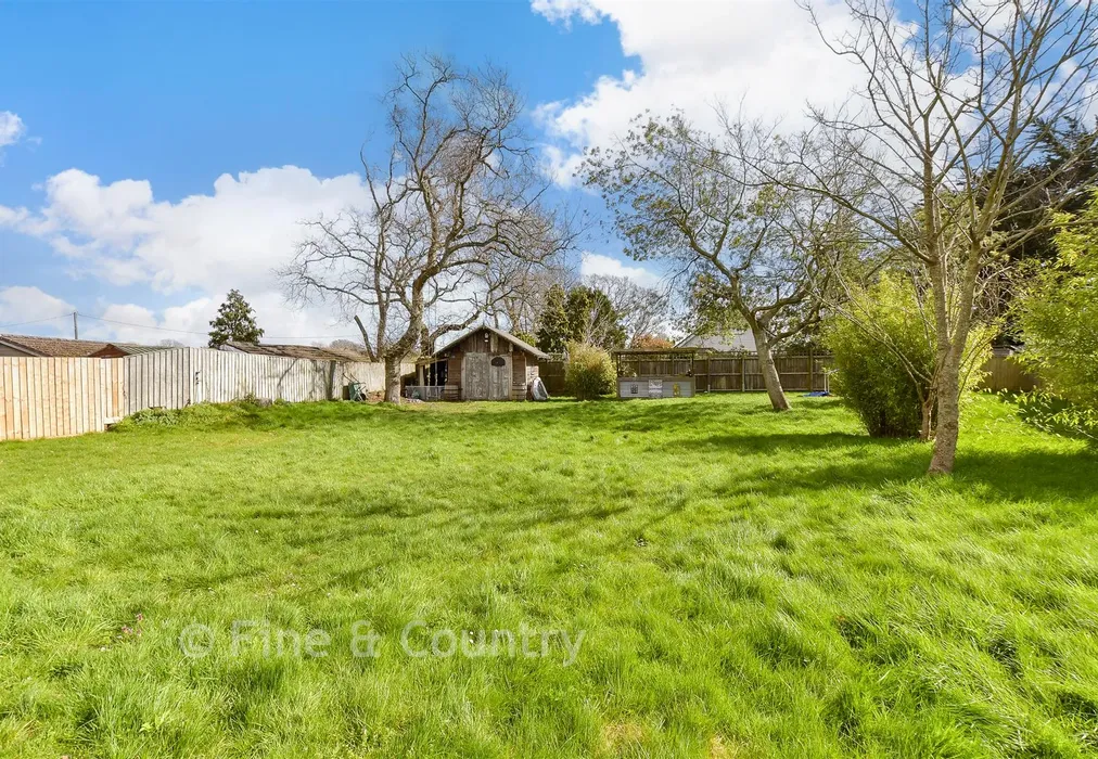Bedroom 4 - Hilton Road, Cowes, Isle of Wight - Wards of Kent