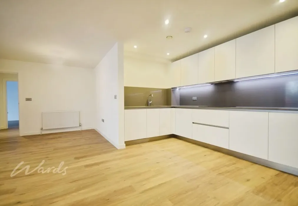Emin 14 kitchen o... - Gallery Walk Margate CT9 - Wards of Kent