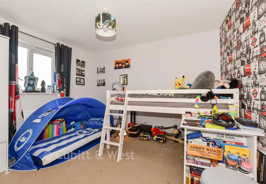 Bedroom 3 - Meaden Way, Felpham, Bognor Regis, West Sussex - Wards of Kent