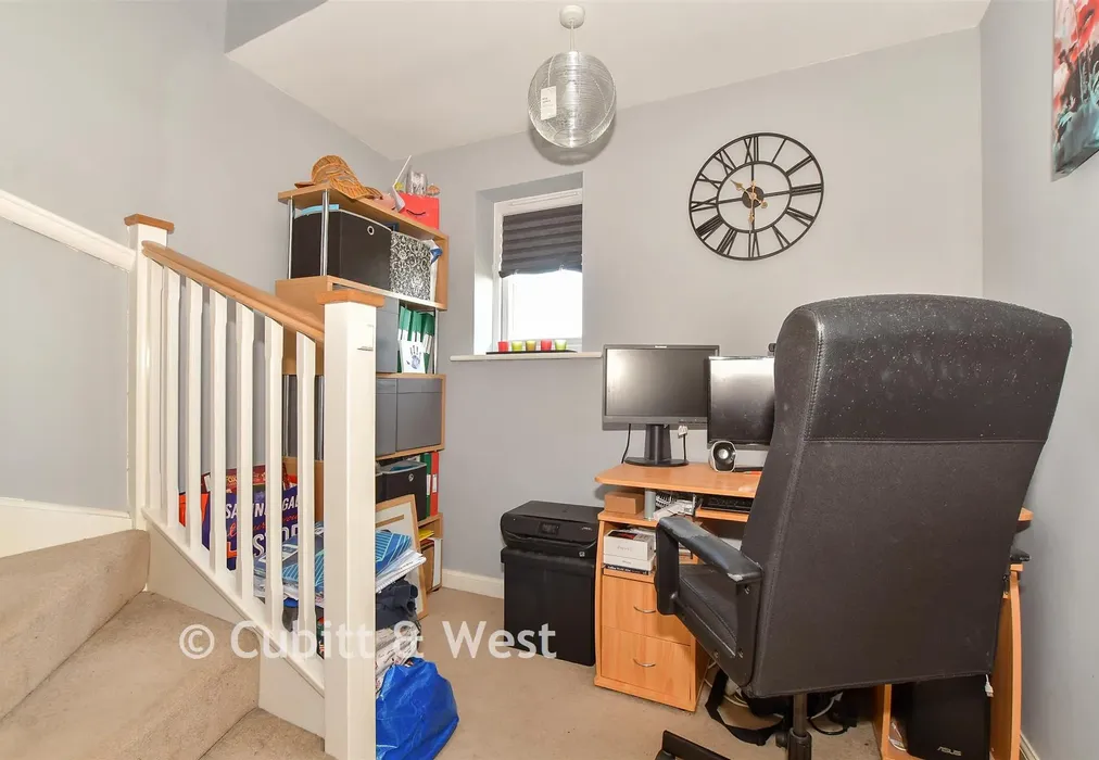 Study - Meaden Way, Felpham, Bognor Regis, West Sussex - Wards of Kent