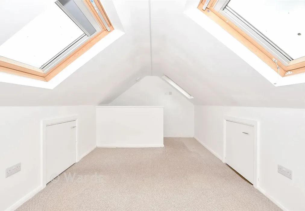 Bedroom 2 - Bull Lane, Newington, Sittingbourne, Kent - Wards of Kent