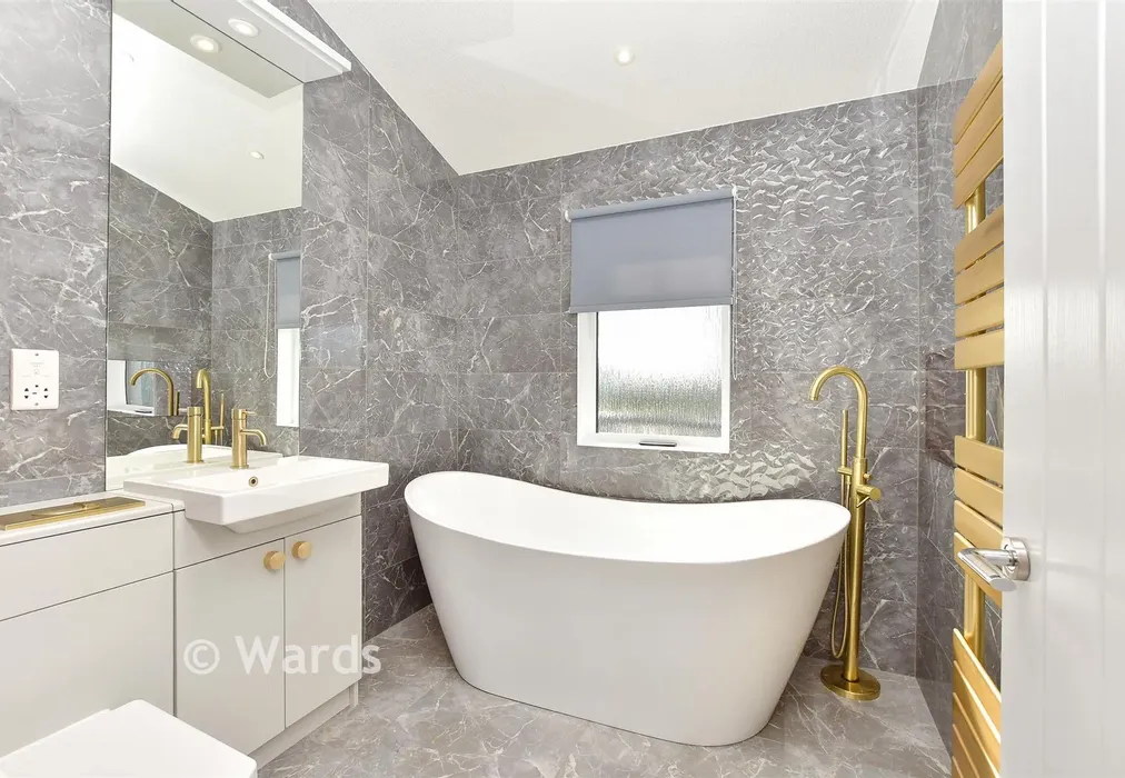 Bathroom - The Broadway, Minster On Sea, Sheerness, Kent - Wards of Kent