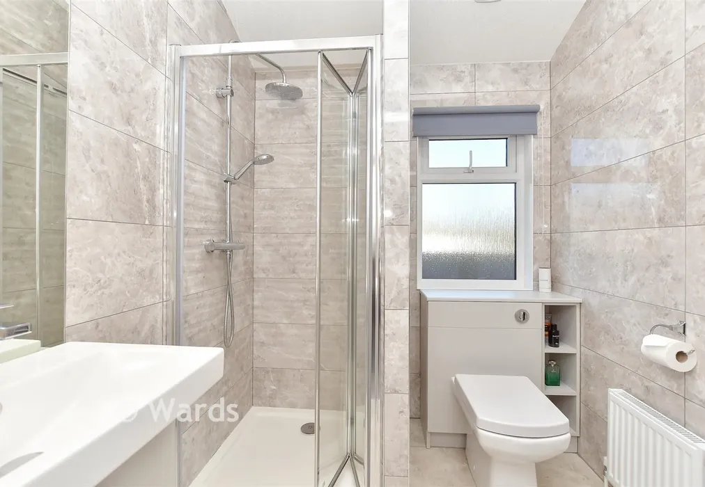 En-Suite Shower Room - The Broadway, Minster On Sea, Sheerness, Kent - Wards of Kent