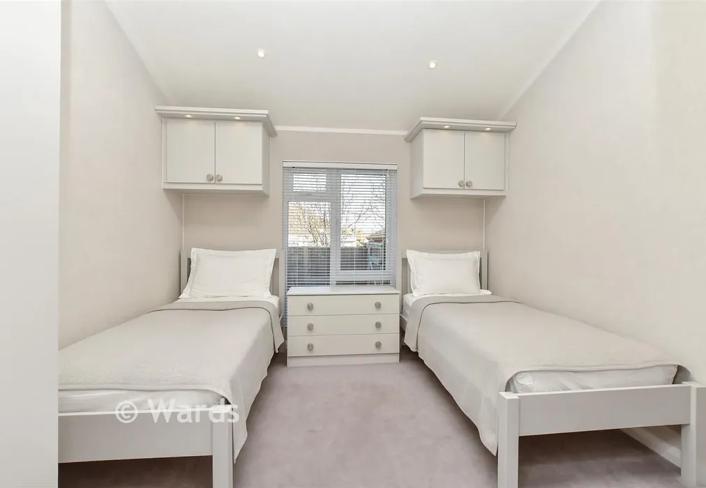 Bedroom 2 - The Broadway, Minster On Sea, Sheerness, Kent - Wards of Kent