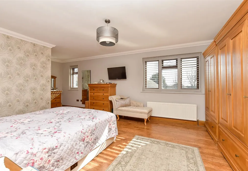 Bedroom 1 - Minster Road, Minster On Sea, Sheerness, Kent - Wards of Kent
