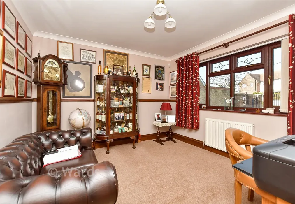 Study - Minster Road, Minster On Sea, Sheerness, Kent - Wards of Kent