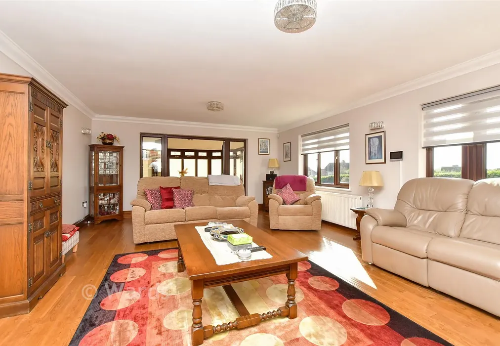 Lounge - Minster Road, Minster On Sea, Sheerness, Kent - Wards of Kent