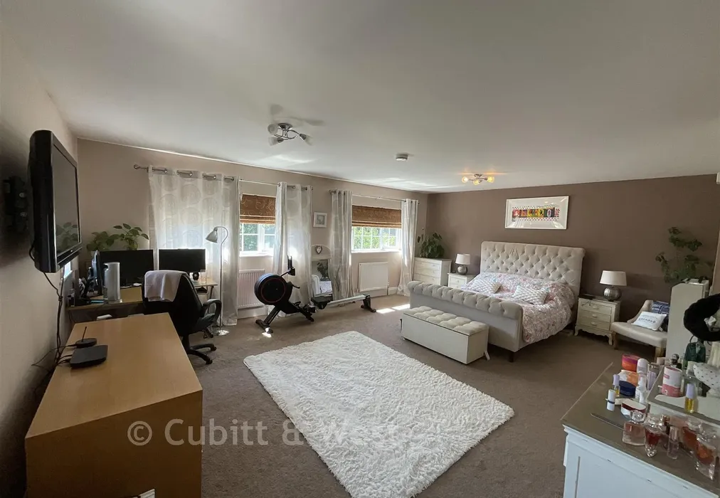 Bedroom 1 - Gundreda Road, Lewes, East Sussex - Wards of Kent