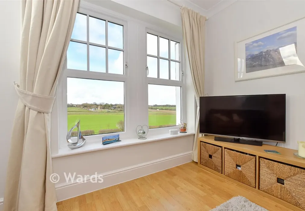 Internal Lifestyle Photograph - Foreland Heights, Broadstairs, Kent - Wards of Kent