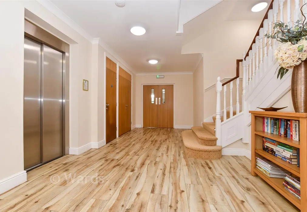 Internal Feature - Foreland Heights, Broadstairs, Kent - Wards of Kent