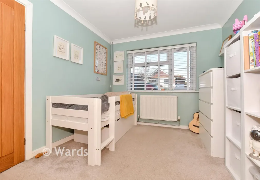 Bedroom 2 - Valkyrie Avenue, Whitstable, Kent - Wards of Kent