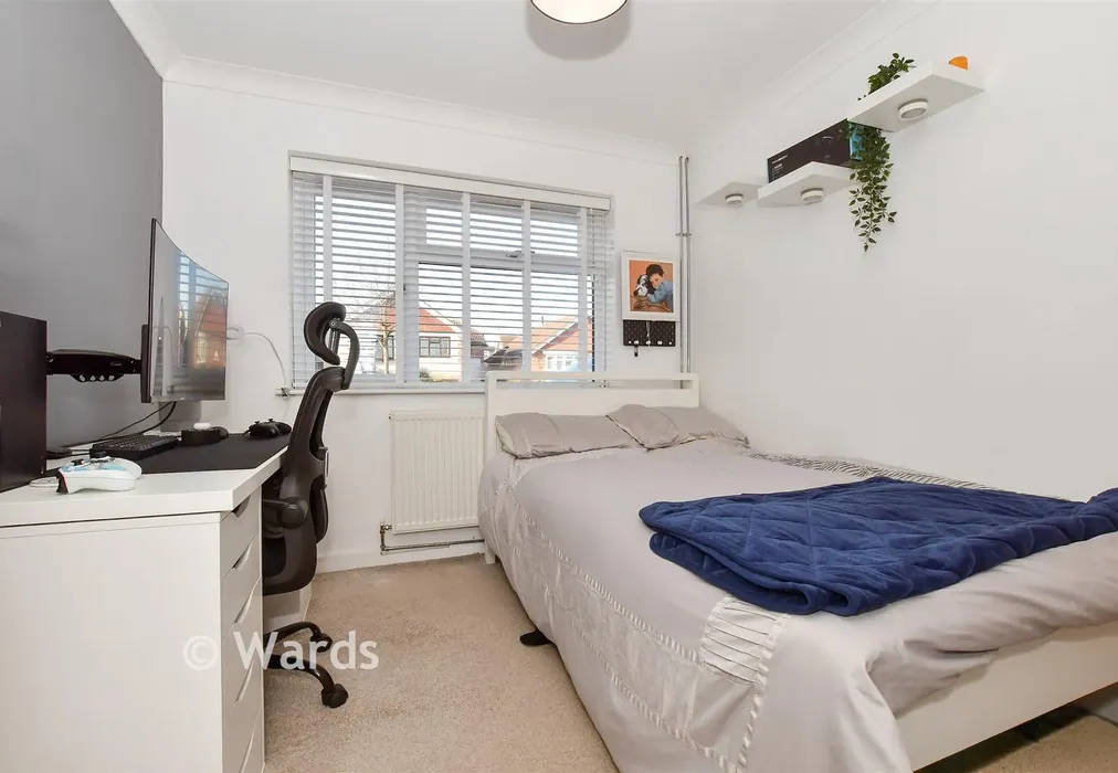 Bedroom 4 - Valkyrie Avenue, Whitstable, Kent - Wards of Kent