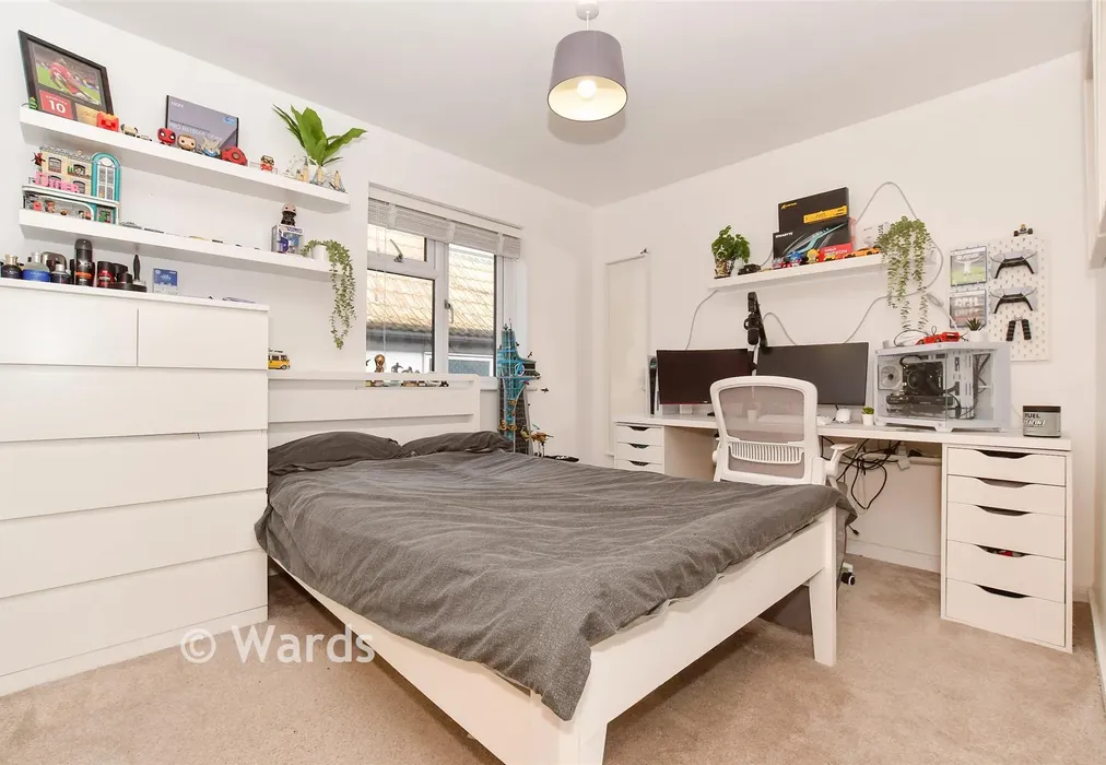 Bedroom 3 - Valkyrie Avenue, Whitstable, Kent - Wards of Kent