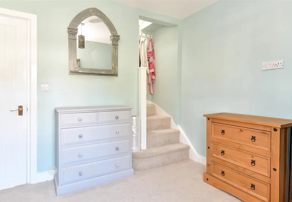 Bedroom 2 - Ferry Lane, Wouldham, Rochester, Kent - Wards of Kent