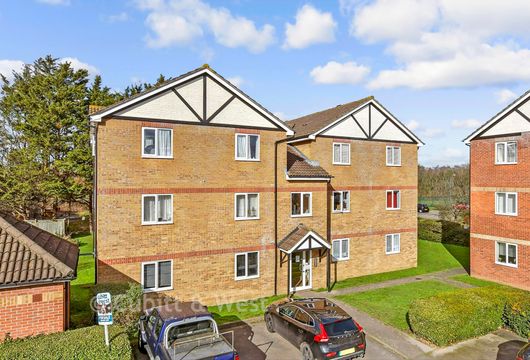 Foxglove Way, Wallington, Surrey - Wards of Kent