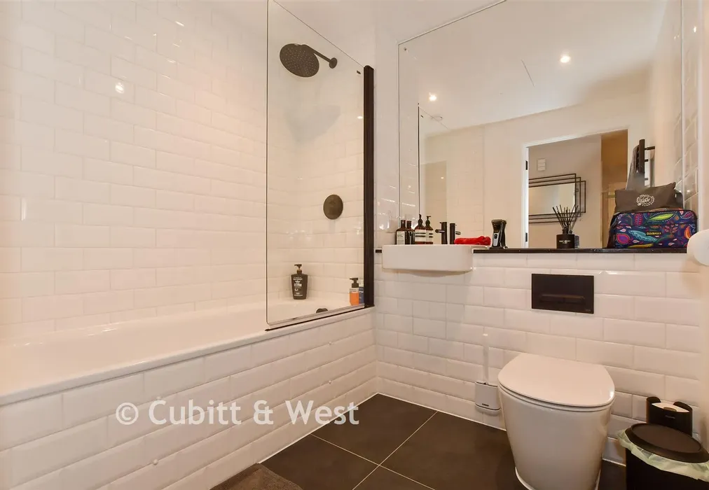 Bathroom - The Furlong, Brighton, East Sussex - Wards of Kent
