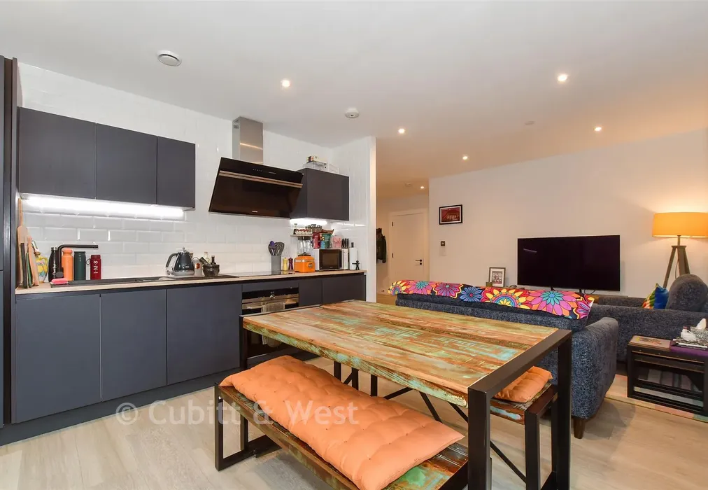 Lounge/Kitchen - The Furlong, Brighton, East Sussex - Wards of Kent