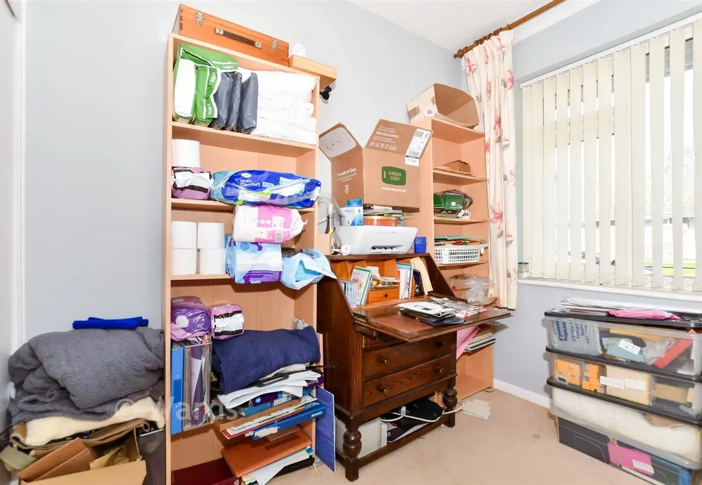 Bedroom 2 - Biddenden Close, Bearsted, Maidstone, Kent - Wards of Kent