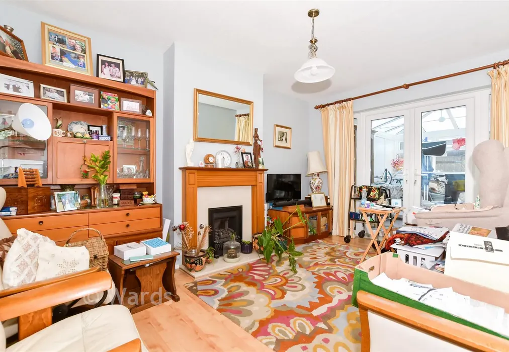 Lounge - Biddenden Close, Bearsted, Maidstone, Kent - Wards of Kent