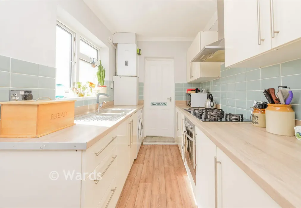 Kitchen - Saxton Street, Gillingham, Kent - Wards of Kent