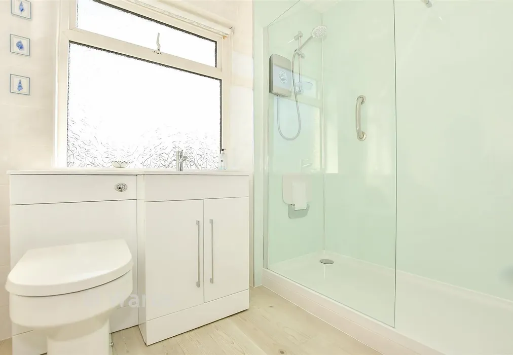 Shower Room - Woodlands Road, Gillingham, Kent - Wards of Kent